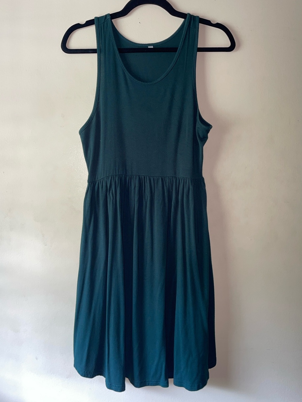 Elegant Green Sleeveless Dress